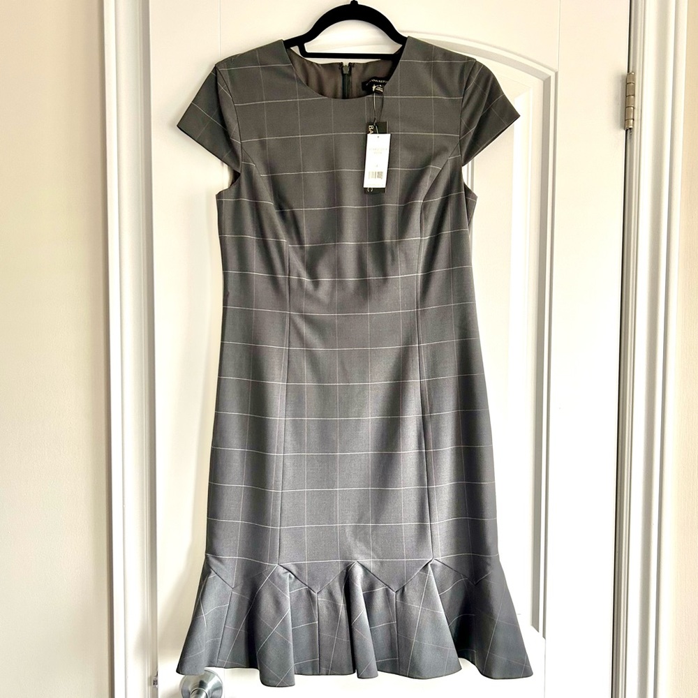 NWT Banana Republic Light Grey, Checked, Wool Flounce Dress, Cap Sleeves, Size 4